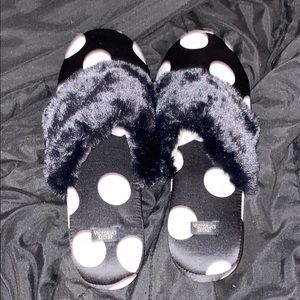 VS SLIPPERS‼️